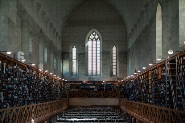 L’écrin de mémoire - Archives du Vaucluse dans la chapelle de Benoît XII