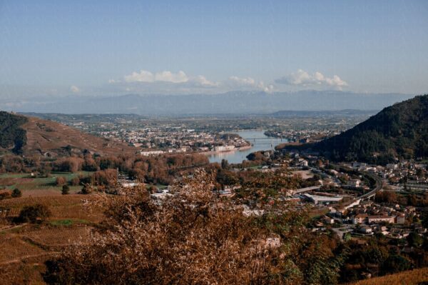 Vue panoramique sur Tournon-sur-Rhône et Tain-l'Hermitage (Paysage)